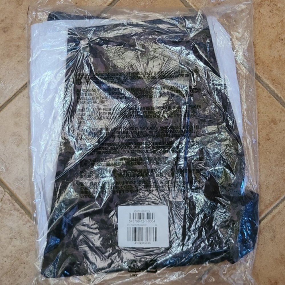 🖤🤍 NWT‼️ GapFit Compression Capris - Picture 4 of 7